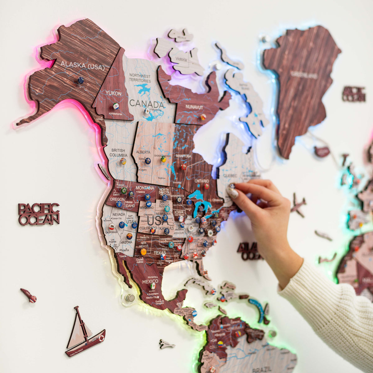 3D Luminous LED Colored World Map (B2B)