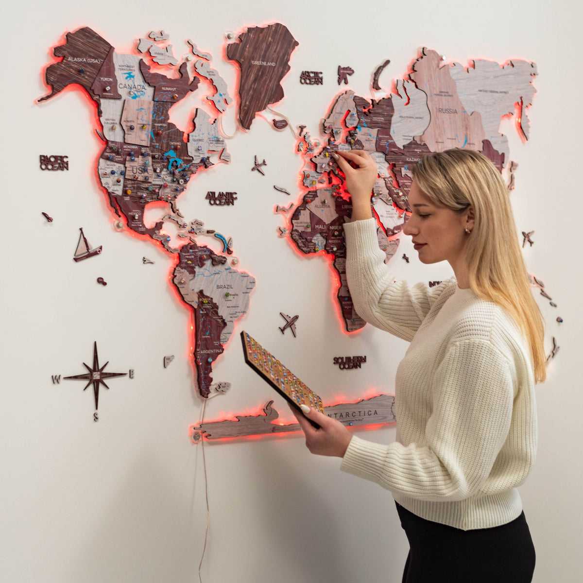 3D Luminous LED Colored World Map (B2B)